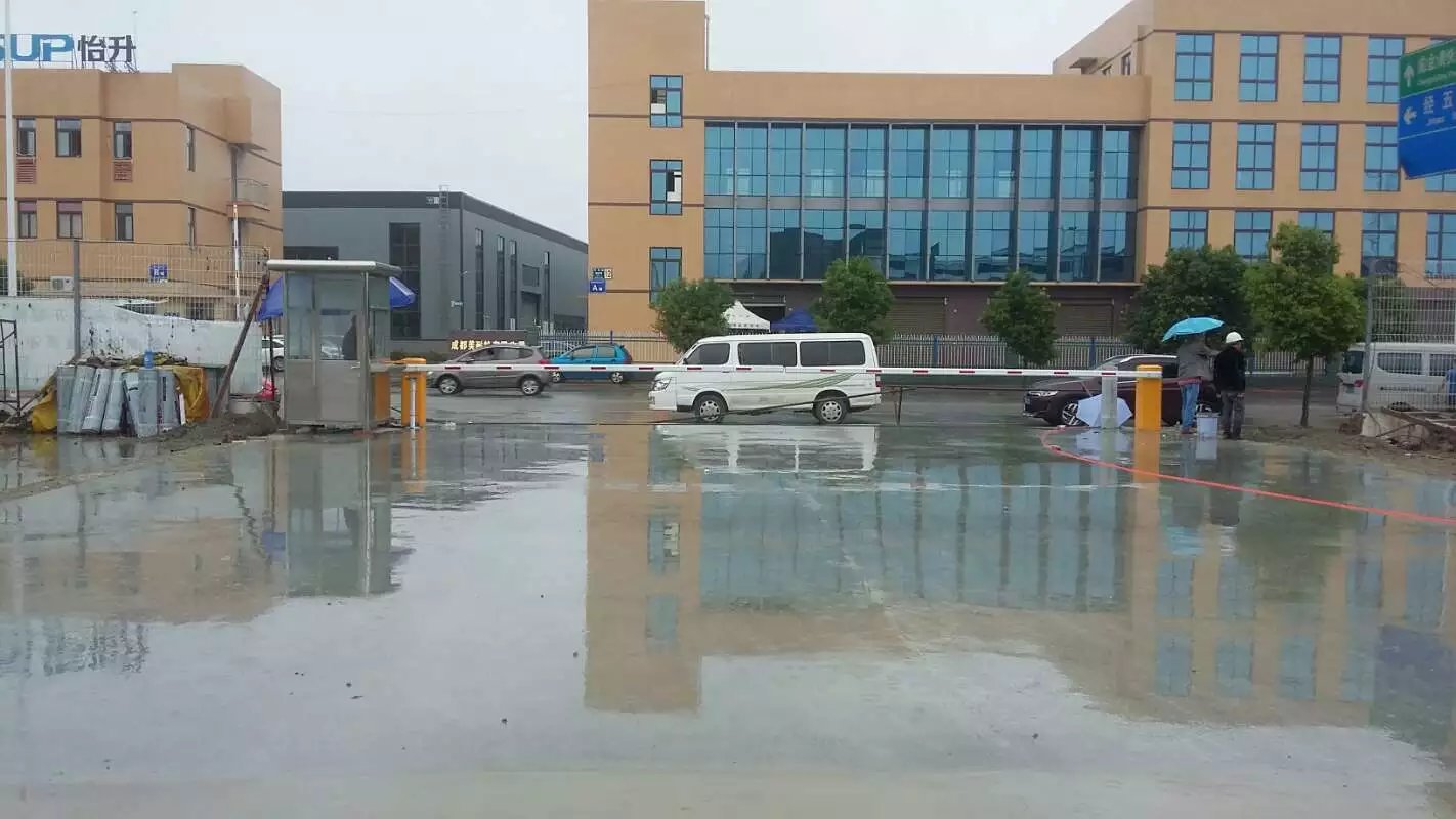 中方县中方县成都市物流公司道闸